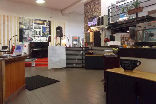 Hostel Colours - image 6