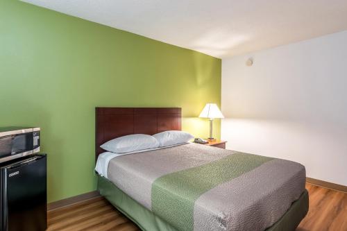 Motel 6 Ft Lee, Petersburg