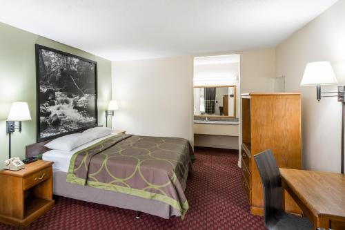 Super 8 by Wyndham Hope - image 12