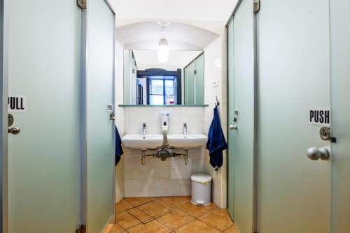 Turn Hostel - image 4