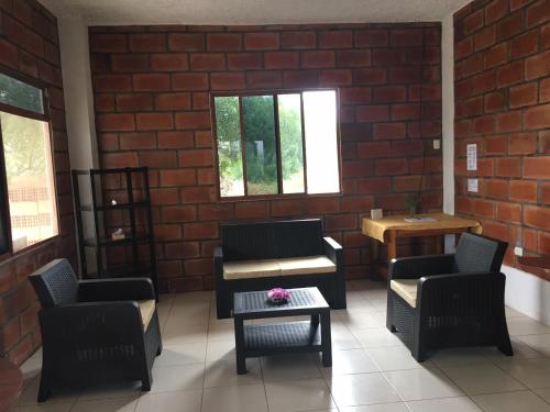 Black Beach House in Puerto Velasco Ibarra