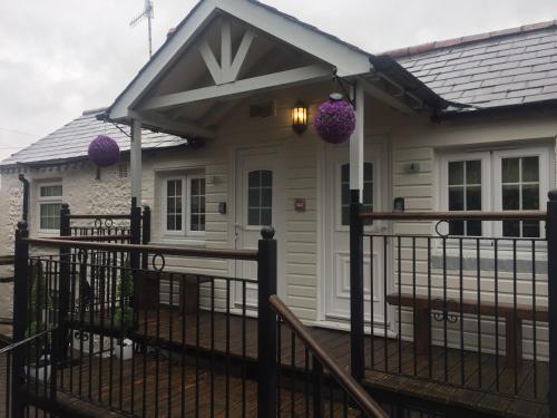 . Findon Rest Ltd