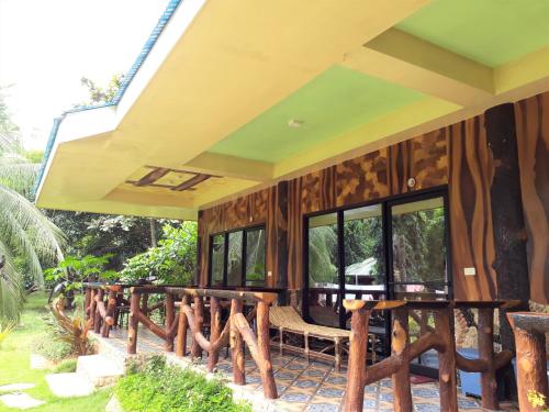 A szálláshely kívülről, Dab Dab Tourist Inn near Sabang Tengerpart