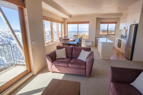 Schnapps - Dinner Plain Schnapps - Dinner Plain