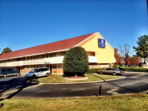 Americas Best Value Inn and Suites Little Rock