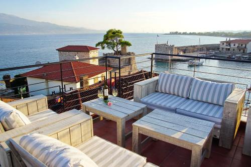  PEPO'S GUESTHOUSE, Pension in Nafpaktos bei Yéfira Baniá