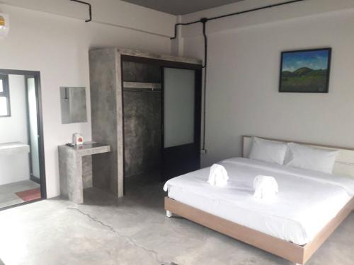 The Ele Hotel Ranong