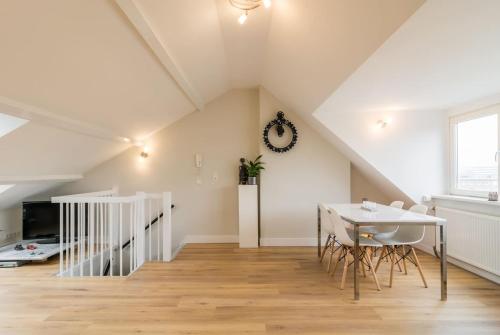 Beautiful penthouse near Rai and centre, Amsterdam