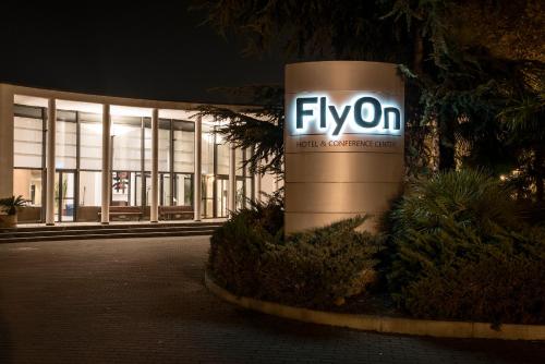 FlyOn Hotel & Conference Center - Bologna