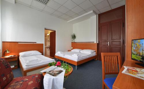 Triple Room image 10