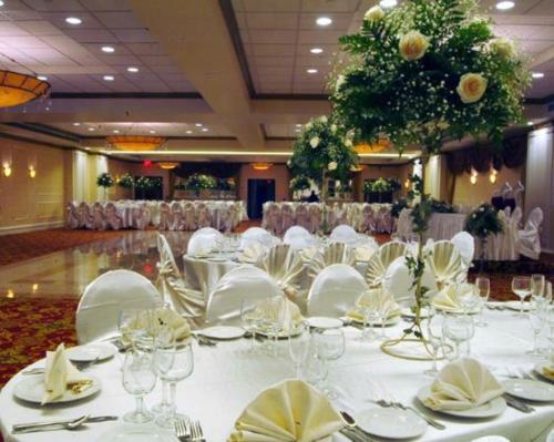 The Royal Regency Hotel - image 7