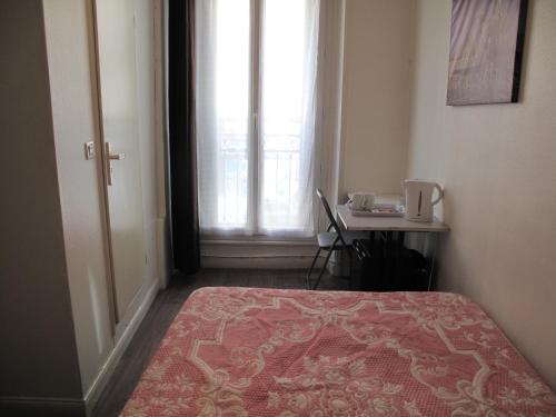 Hotel Feria (FR) – Clichy, CA