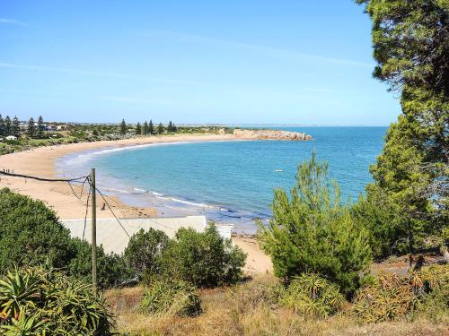 All Seasons Port Elliot Holiday House