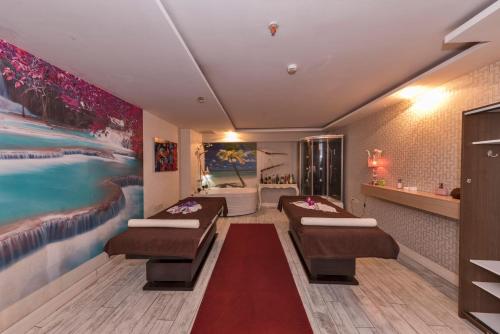 Marnas Hotels - image 2