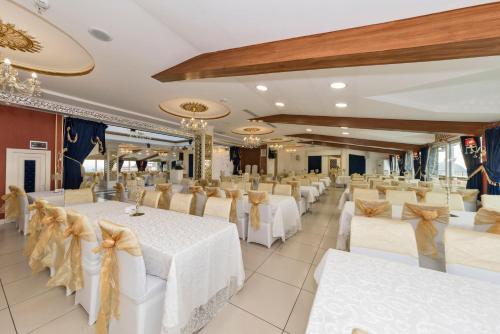 Marnas Hotels - image 7