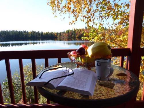 Létesítmények, Hebergement Cerfs-Tifie fermette in Lac-Goth (QC)
