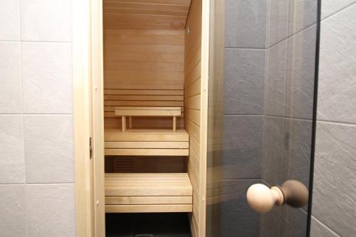 Tallinn City Apartments Old Town Suites - image 3