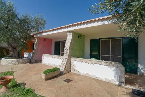 2 bedrooms, 4 beds