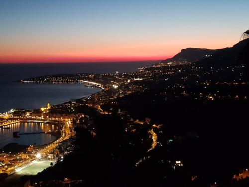 View, Olguita in Menton