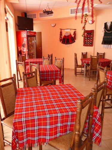 餐廳, Sveti Georgi Family Hotel in 沃爾舍茨