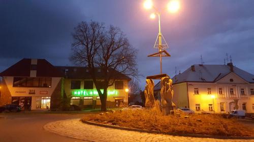 Viesnīcas āriene, Penzion 324 in Stoky
