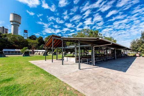 Cockatoo Island Accommodation - image 4