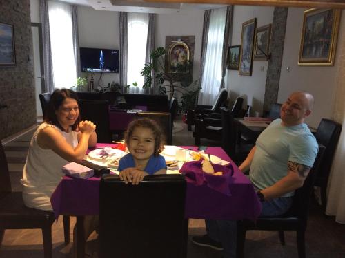 Vila Madams - image 5