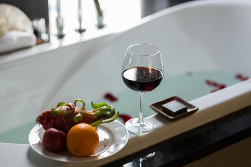 Full-sized bathtubs