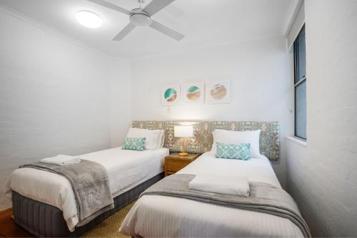 Modern & comfortable apartment close to the beach