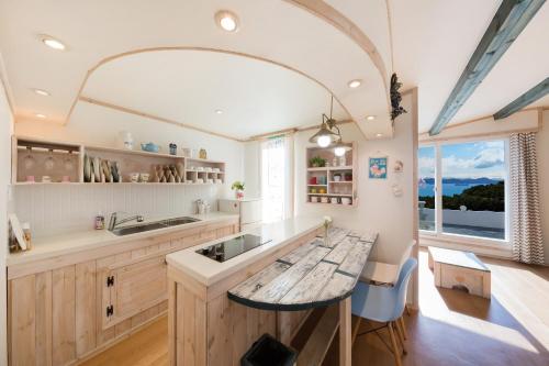 13 Ohoo民宿 (13 Ohoo Pension) in 南面