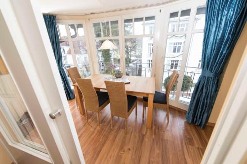 Villa Saxonia F640 - Wohnung 7 im OG strandnah - image 3