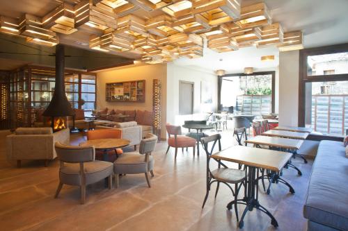 Hotel La Neu - image 10