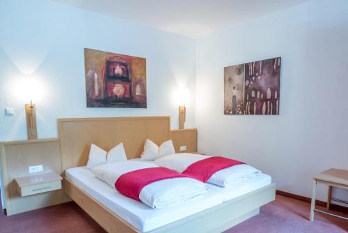 Hotel Kärntnerhof - image 13