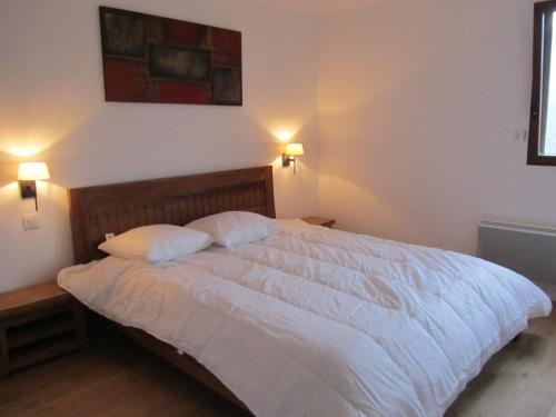 Les GITES DE CAMPARAN - gîte "la BERGERIE AVEC SPA" (Les GITES DE CAMPARAN - gite "la BERGERIE AVEC SPA") in Camparan