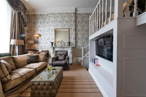 The Colonnade Hotel London