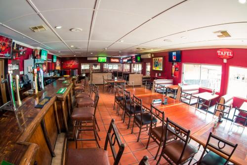 外部景觀, 馬蹄鐵酒店 (Horseshoe Inn) in 慶伯利