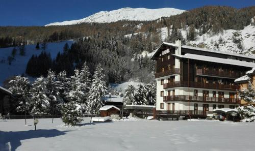 Residence Les Coupoles - Accommodation - Champoluc