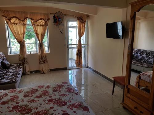 Pereybere Beach Apartments - image 10