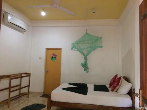 Deluxe  Double Room with AC image 3
