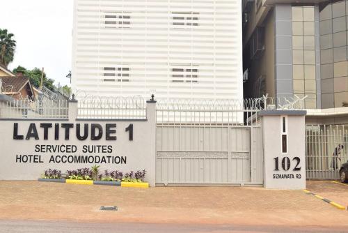 

Latitude 1 Suites