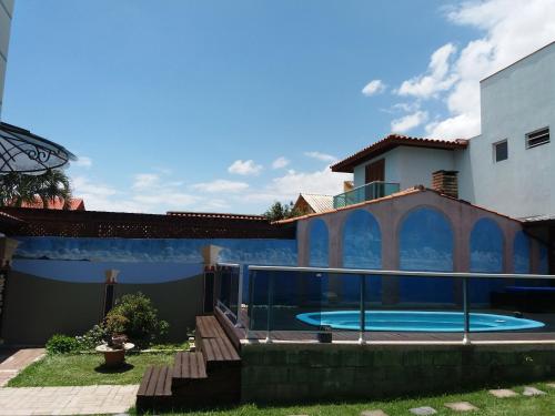 Suite Queen D'Arte Room Type - Queen Suite with Pool View