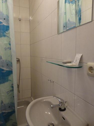 Badkamer, City Boardinghouse Alsdorf in Alsdorf