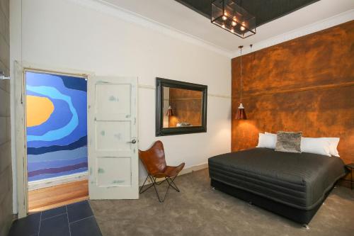 Indulge Apartments - The Urban Collection photo 4
