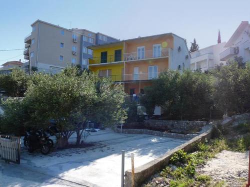 Apartments by the sea Mavarstica, Ciovo - 1109