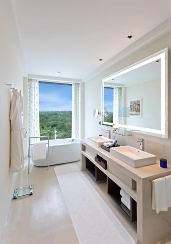 Hotels Image