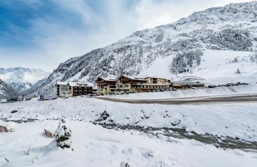 Alpensporthotel Mutterberg in Mutterbergalm, Österreich