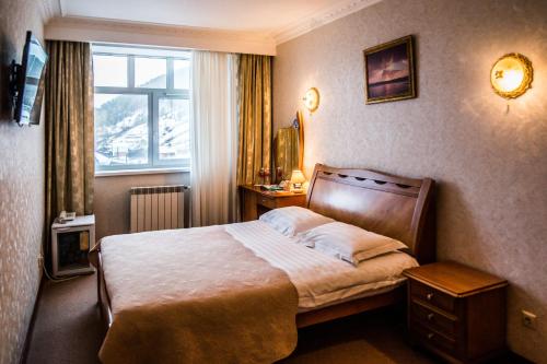 Mayak Hotel - image 2