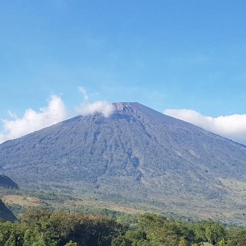 Nusantara Hotel Sembalun