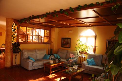 Lobby, Hotel Arnal in Escalona