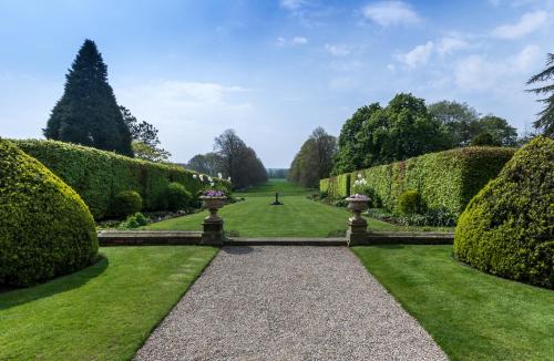 Goldsborough Hall - image 6